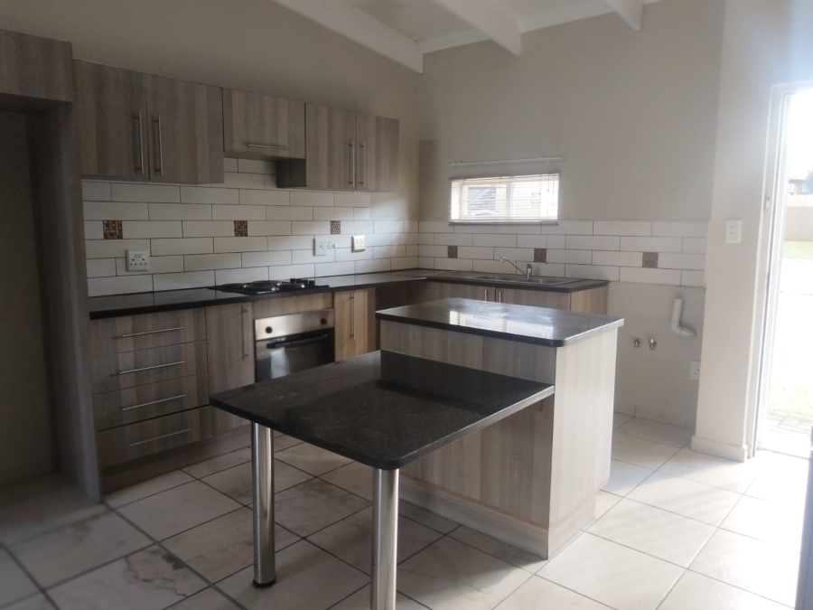 3 Bedroom Property for Sale in Waterval East North West